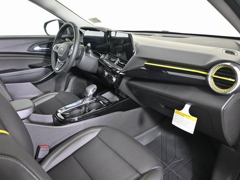 New 2026 Chevrolet Trax ACTIV w/ Driver Confidence Package FWD image 14