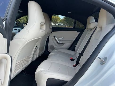 Used 2020 Mercedes-Benz CLA 250 image 16