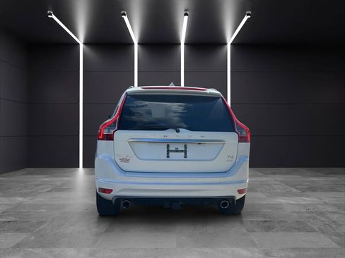 Used 2017 Volvo XC60 T6 R-Design w/ Climate Package image 5