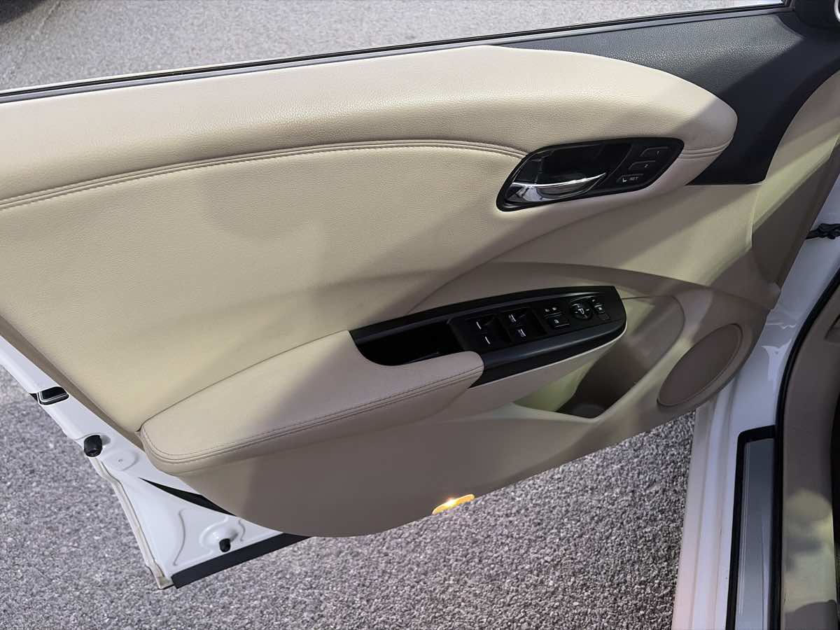 Used 2013 Acura RDX FWD image 8