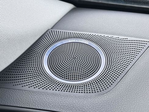 Used 2017 Audi Q5 2.0T Premium Plus w/ Technology Package image 10