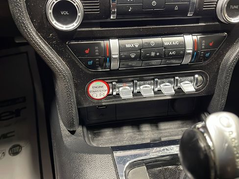 Used 2015 Ford Mustang Premium RWD image 10
