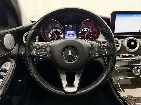 Used 2016 Mercedes-Benz C 300 4MATIC Sedan image 11