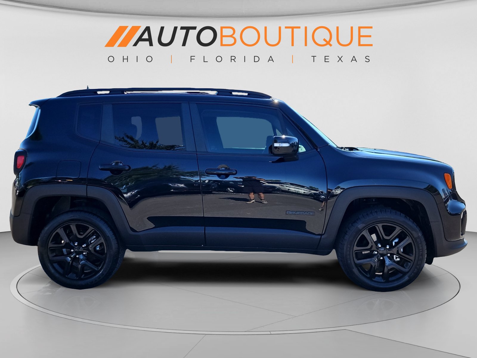 Used 2023 Jeep Renegade Altitude w/ Sun/Sound Group AWD/4WD image 6