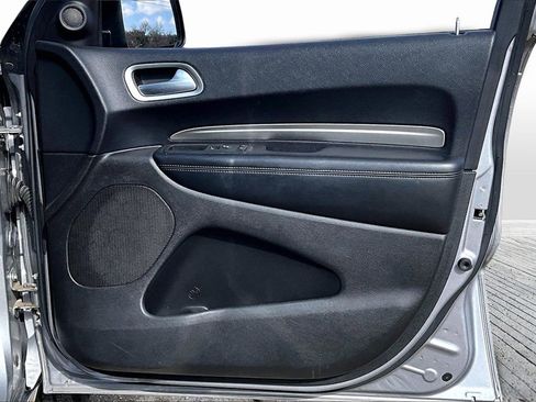Used 2020 Dodge Durango SXT w/ 3rd Row Seating Group image 19