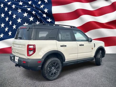 New 2025 Ford Bronco Sport Badlands image 7