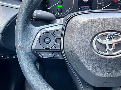 Used 2023 Toyota Corolla Cross AWD Hybrid image 24