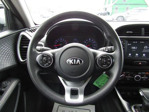 Used 2021 Kia Soul LX FWD image 10