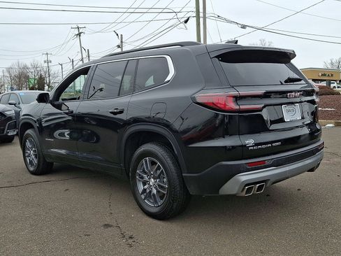 Used 2025 GMC Acadia Elevation image 6