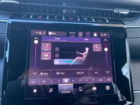 New 2026 Jeep Grand Cherokee L 4WD image 18