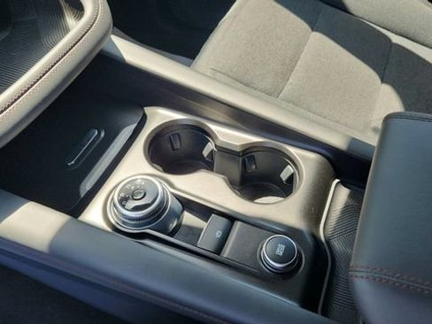 Certified 2025 Ford Explorer Active AWD/4WD image 15