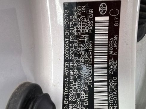 Used 2013 Toyota Prius Two image 22