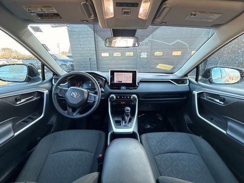 Used 2024 Toyota RAV4 XLE image 15