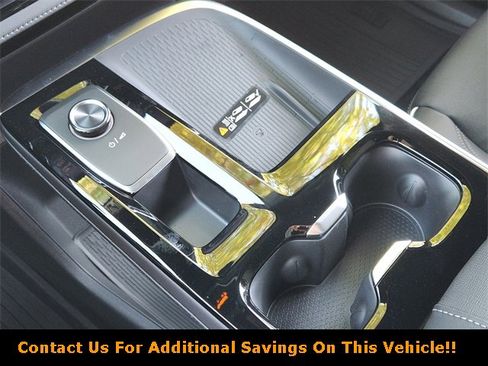 New 2026 Buick Enclave Preferred w/ LPO, Floor Liner Package image 15