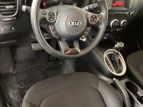 Used 2016 Kia Soul image 8