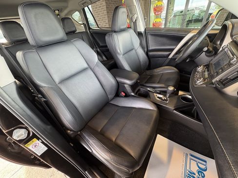 Used 2013 Toyota RAV4 Limited image 28
