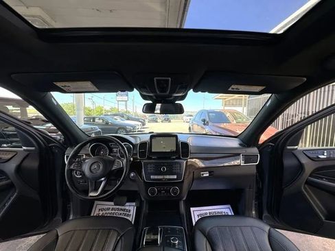 Used 2017 Mercedes-Benz GLS 450 4MATIC image 15