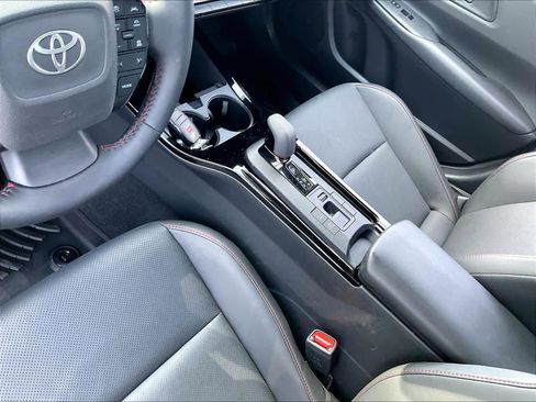 Used 2024 Toyota Prius Prime image 19