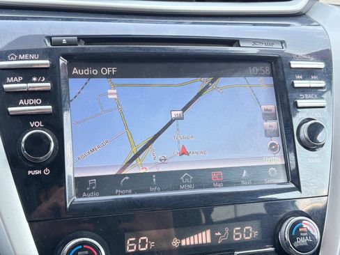 Used 2016 Nissan Murano Platinum w/ Platinum Technology Package FWD image 11