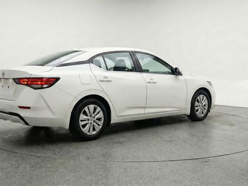 Used 2025 Nissan Sentra S FWD image 9