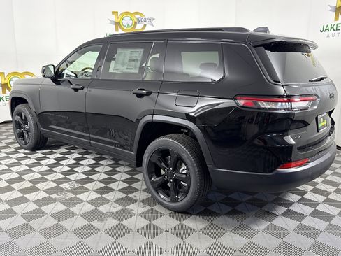 New 2025 Jeep Grand Cherokee L Limited w/ Black Appearance Package image 5