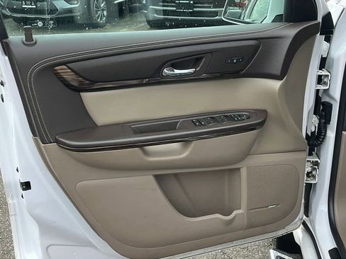 Used 2016 GMC Acadia Denali AWD/4WD image 9