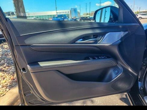 Certified 2023 Cadillac CT4 Luxury w/ Sun And Sound Package AWD/4WD image 18