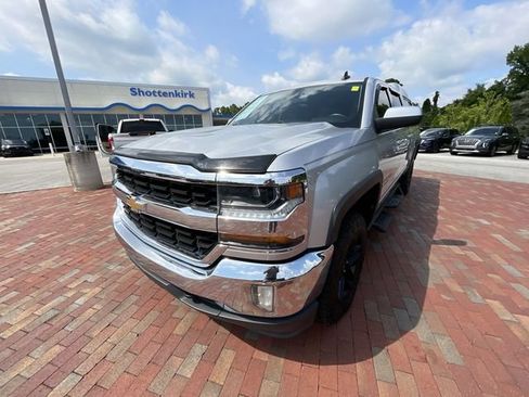 Used 2017 Chevrolet Silverado 1500 LT w/ All Star Edition AWD/4WD image 22