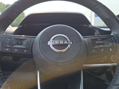 Used 2024 Nissan Pathfinder SL w/ Cargo Package AWD/4WD image 29
