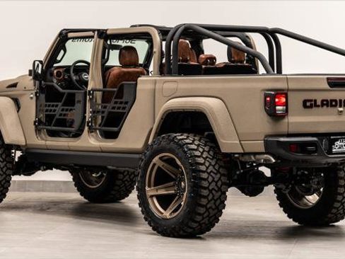 Used 2026 Jeep Gladiator Sport image 15