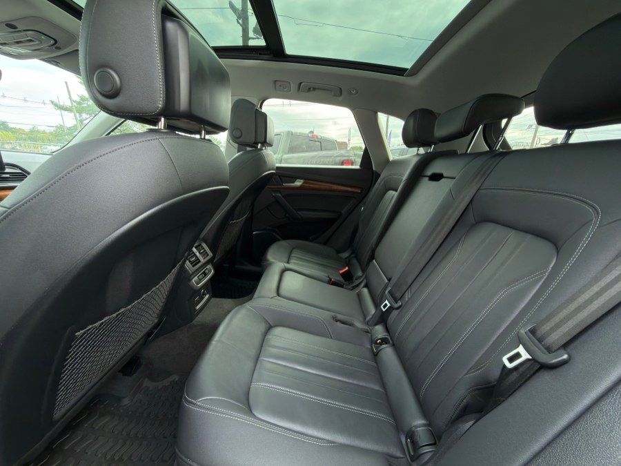 Used 2021 Audi Q5 2.0T Premium Plus w/ Premium Plus Package AWD/4WD image 29