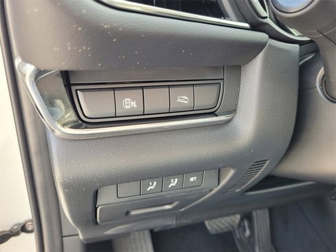 Certified 2025 MAZDA CX-30 AWD 2.5 S w/ Preferred Package image 24