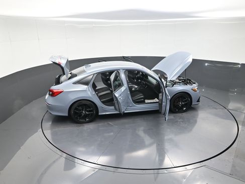 Used 2023 Honda Civic Sport image 14