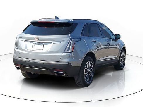 Certified 2024 Cadillac XT5 Sportv w/ Platinum Package AWD/4WD image 3