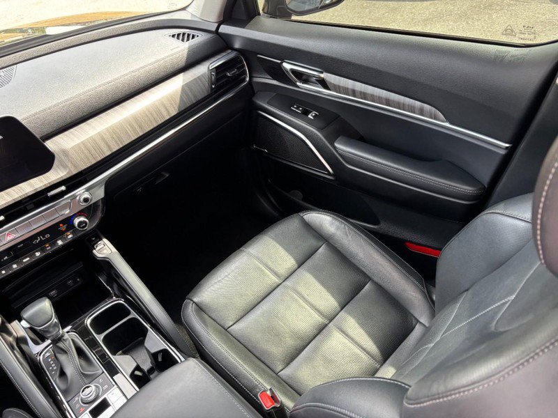 Used 2024 Kia Telluride SX AWD/4WD image 17
