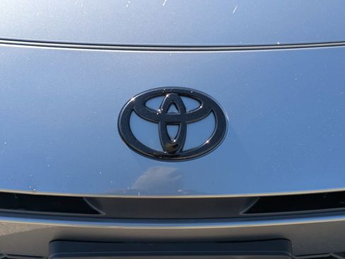 Used 2025 Toyota Camry SE w/ Convenience Package AWD/4WD image 28