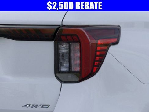 New 2026 Ford Explorer Platinum w/ LUX Leather Package image 21