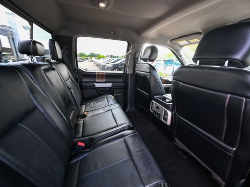 Used 2019 Ford F150 Lariat w/ Trailer Tow Package AWD/4WD image 28