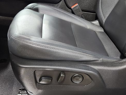Used 2023 Chevrolet Tahoe LT w/ LT Signature Plus Package RWD image 45