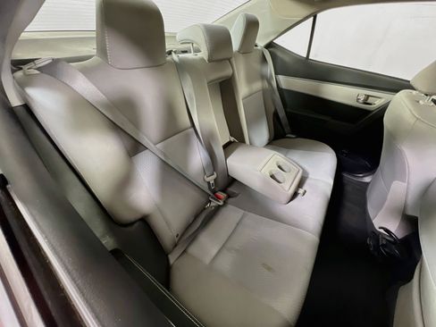 Used 2016 Toyota Corolla LE FWD image 24