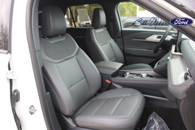 New 2027 Ford Explorer Active w/ Active Comfort Package RWD image 7