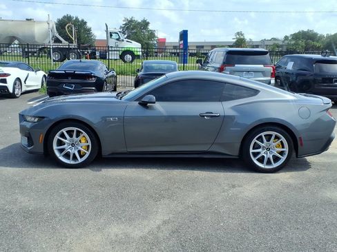 Used 2024 Ford Mustang GT Premium RWD image 4