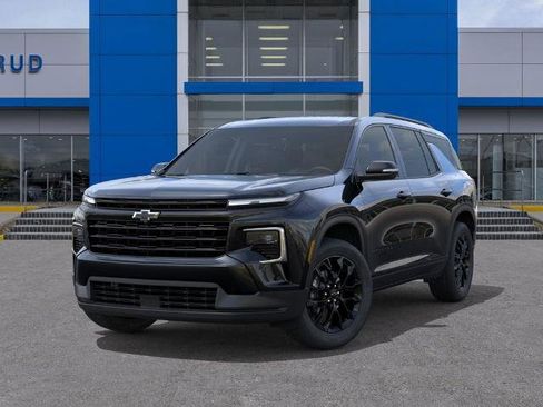 New 2026 Chevrolet Traverse LT w/ Midnight/Sport Edition AWD/4WD image 6