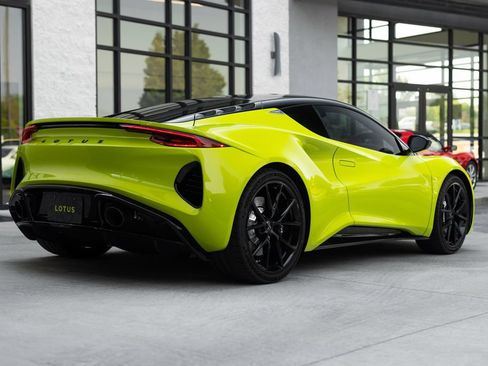 Used 2025 Lotus Emira RWD image 15