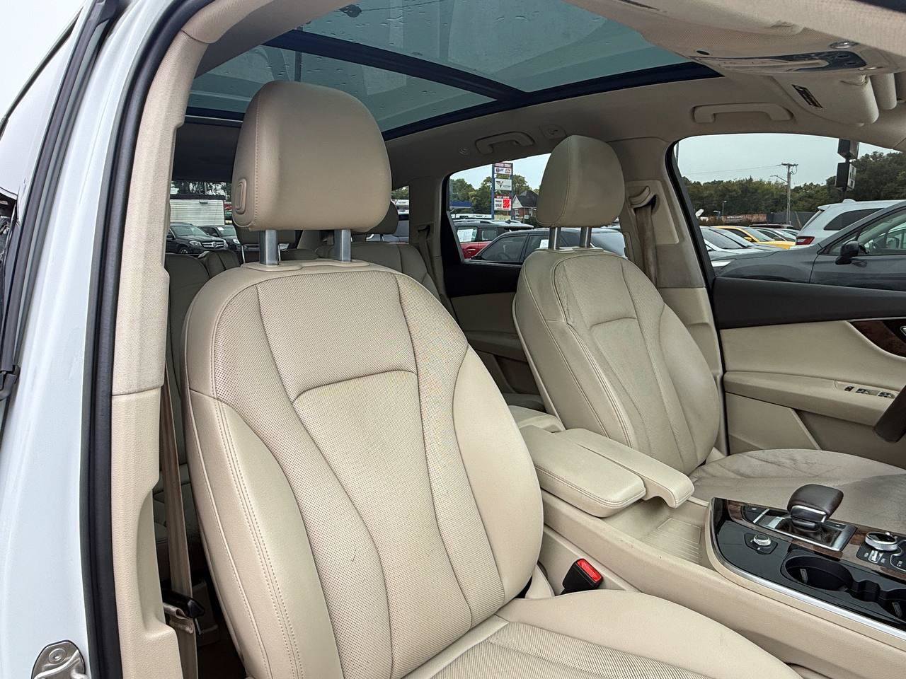 Used 2017 Audi Q7 3.0T Prestige AWD/4WD image 23