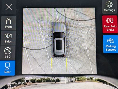 New 2026 Volvo XC60 B5 Plus w/ Protection Package Premier AWD/4WD image 27