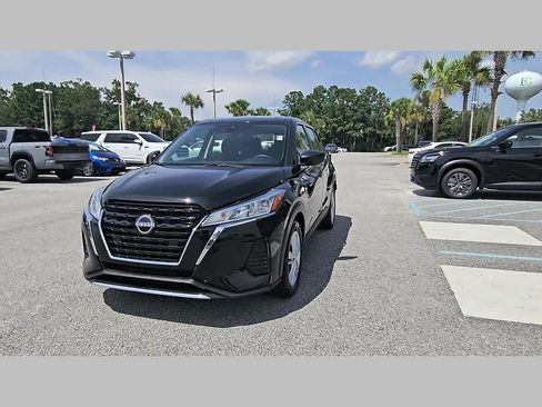 Used 2025 Nissan Kicks Play S FWD image 22