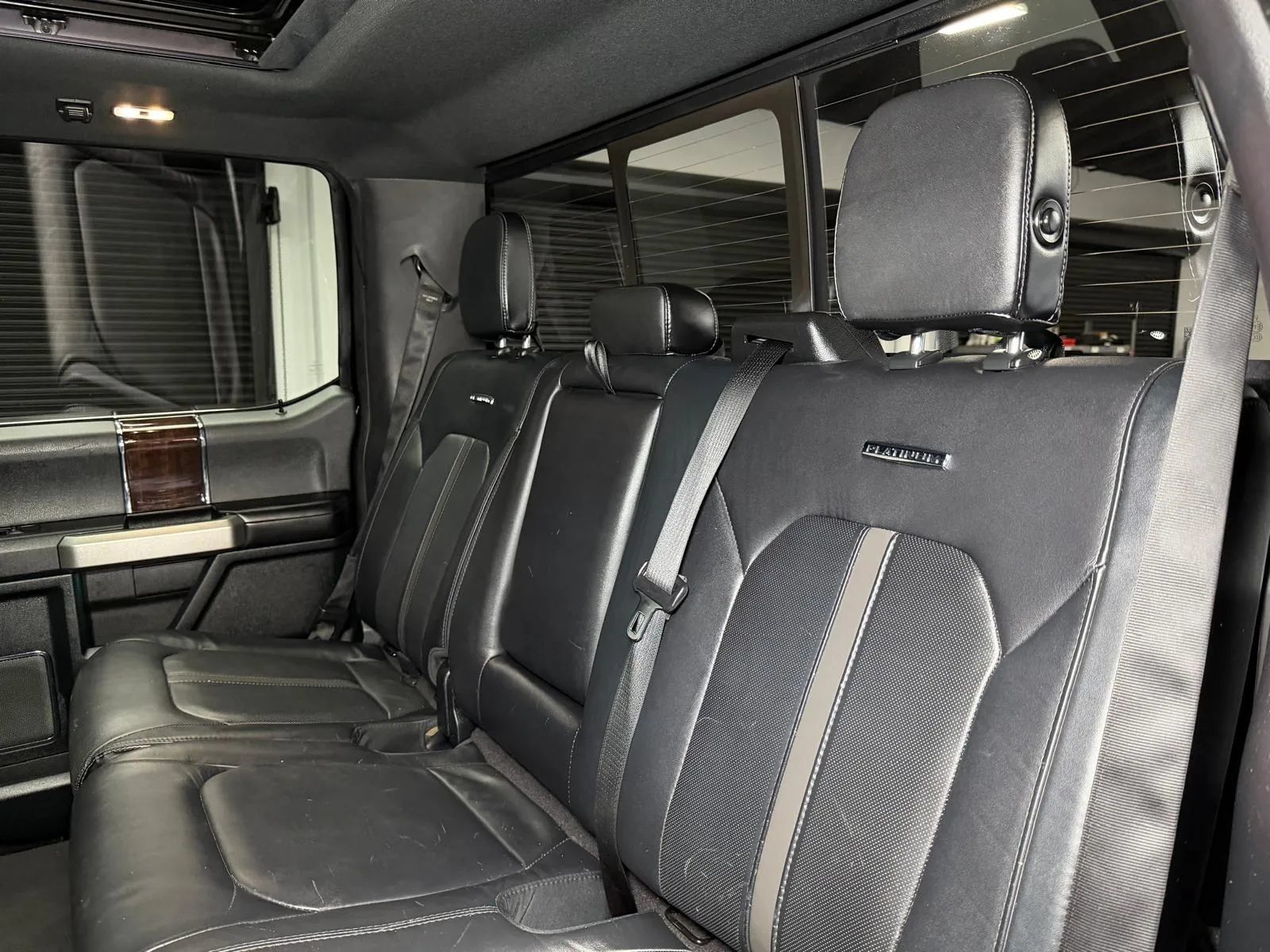 Used 2016 Ford F150 Platinum w/ Equipment Group 701A Luxury AWD/4WD image 18