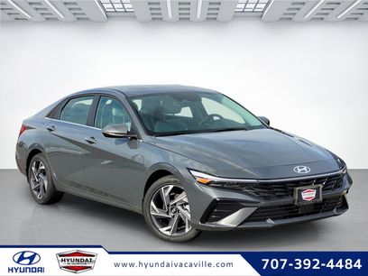 New 2025 Hyundai Elantra Limited