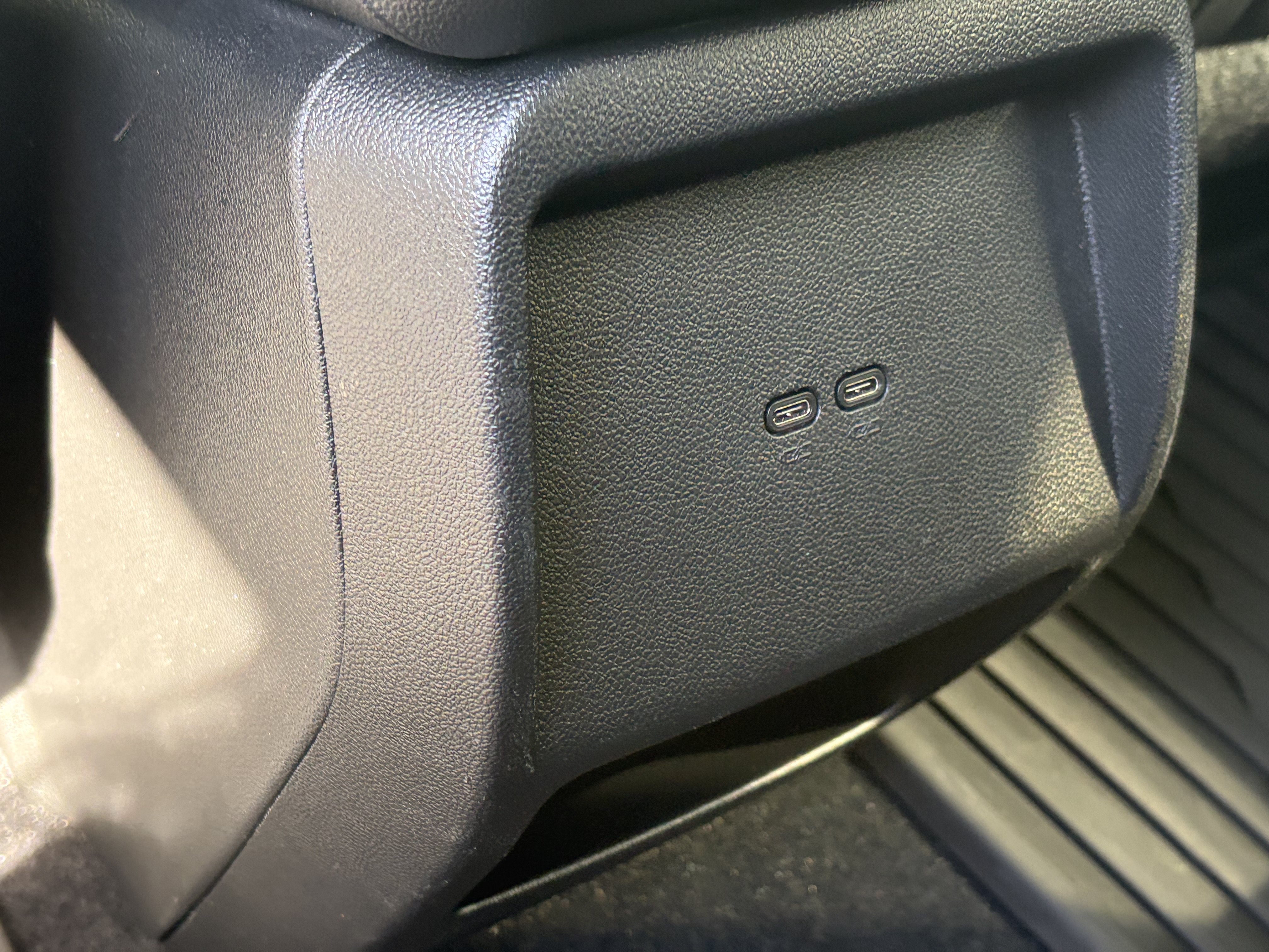Used 2024 Chevrolet Equinox EV LT w/ Active Safety Package 3 FWD image 13